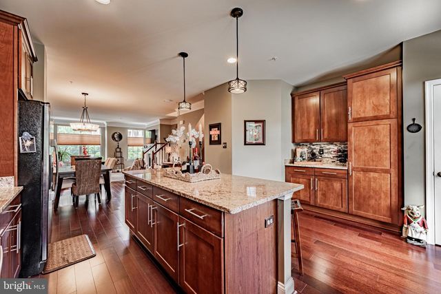 20 MERIDIAN LN, Towson, MD 21286