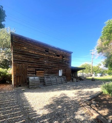 135 E 200 N, Beaver, UT 84713