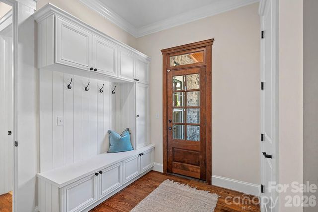 3813 Lakeside Drive, Charlotte, NC 28270