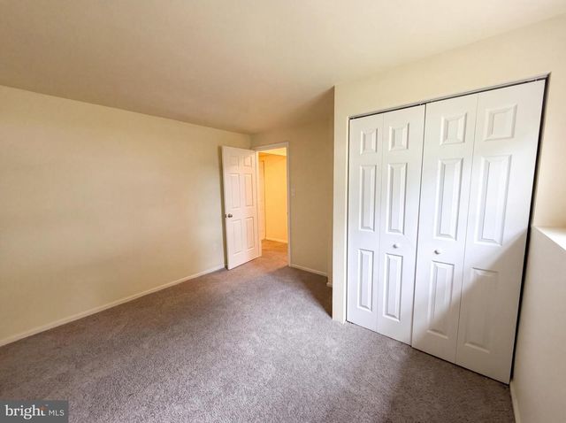 8641 CENTERTON LN, Manassas, VA 20111