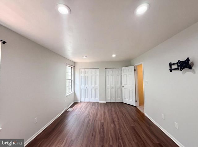 8641 CENTERTON LN, Manassas, VA 20111