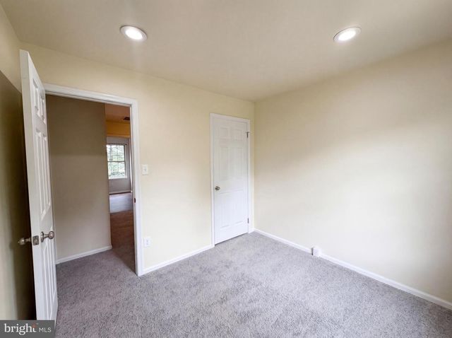 8641 CENTERTON LN, Manassas, VA 20111