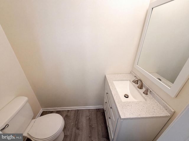 8641 CENTERTON LN, Manassas, VA 20111