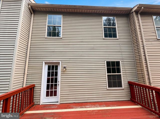 8641 CENTERTON LN, Manassas, VA 20111