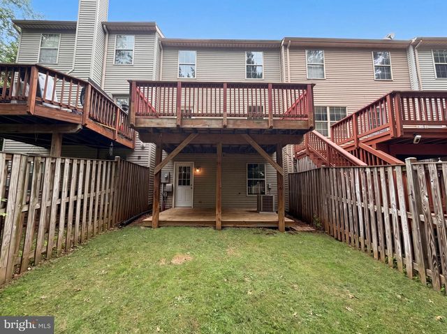 8641 CENTERTON LN, Manassas, VA 20111