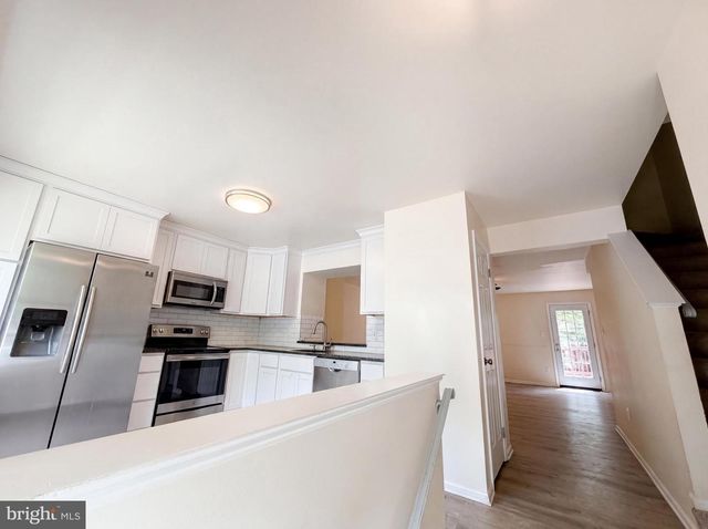 8641 CENTERTON LN, Manassas, VA 20111