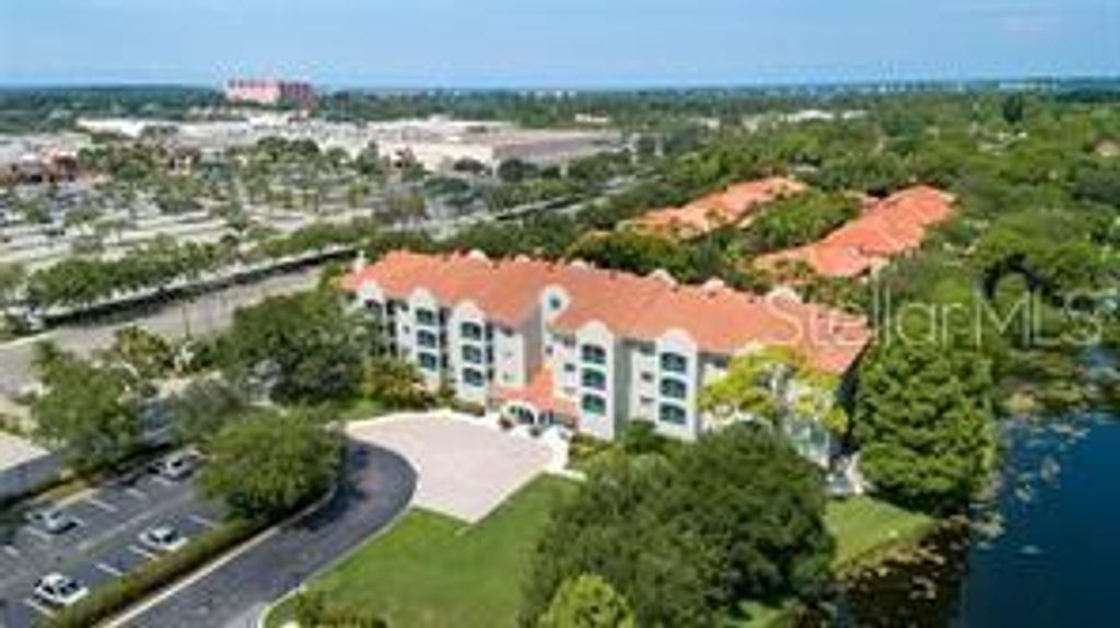 3731 SARASOTA SQUARE BOULEVARD 105-D, Sarasota, FL 34238