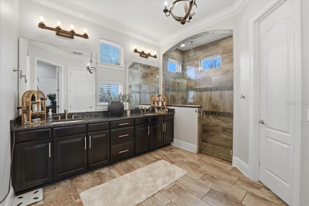 Image 24 of property listing at 13790 HEANEY AVENUE, Orlando, FL 32827