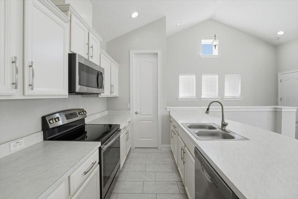 Image 48 of property listing at 13790 HEANEY AVENUE, Orlando, FL 32827