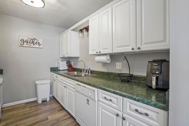 164 Palm Circle, Somerset, KY 42501