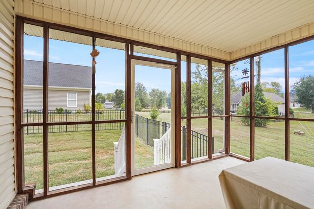 164 Palm Circle, Somerset, KY 42501