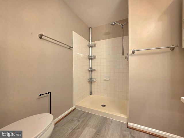 3004 KINGS VILLAGE RD, Alexandria, VA 22306