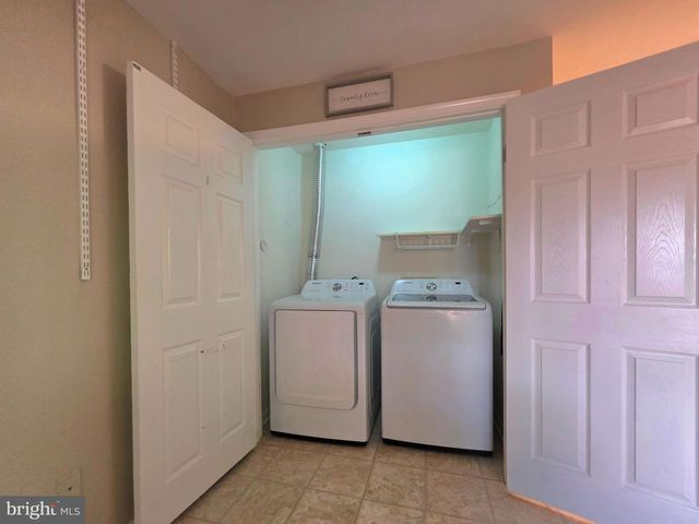 3004 KINGS VILLAGE RD, Alexandria, VA 22306