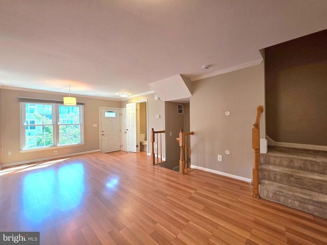 3004 KINGS VILLAGE RD, Alexandria, VA 22306