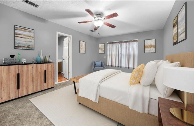 2205 Calle De Marbella, Navarre, FL 32566