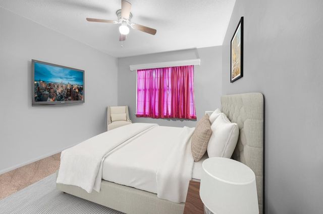 2205 Calle De Marbella, Navarre, FL 32566