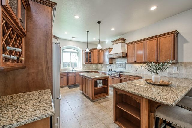 1634 N Cindy Avenue, Clovis, CA 93619