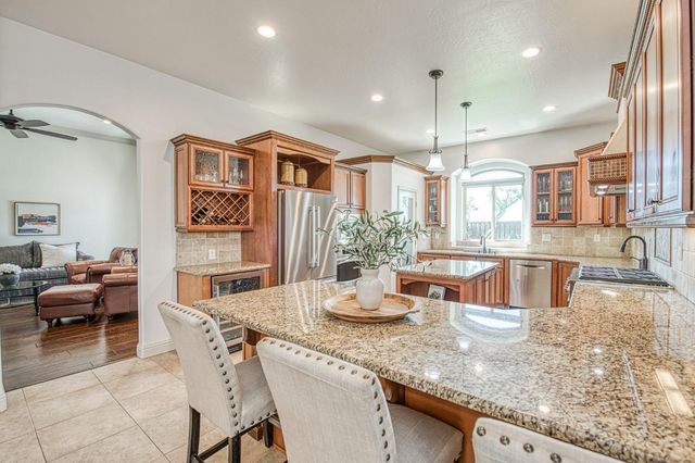 1634 N Cindy Avenue, Clovis, CA 93619