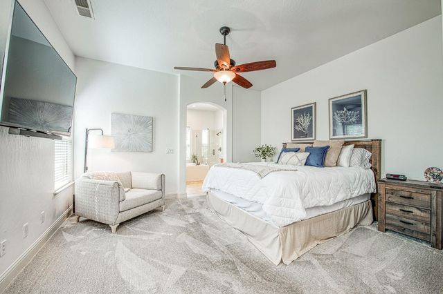 1634 N Cindy Avenue, Clovis, CA 93619