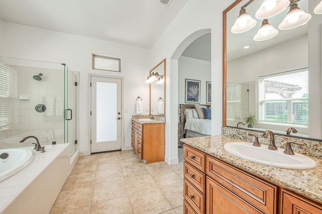 1634 N Cindy Avenue, Clovis, CA 93619