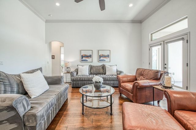 1634 N Cindy Avenue, Clovis, CA 93619