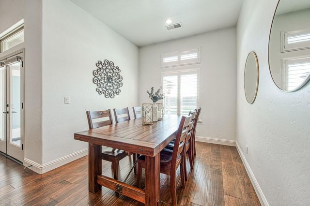 1634 N Cindy Avenue, Clovis, CA 93619