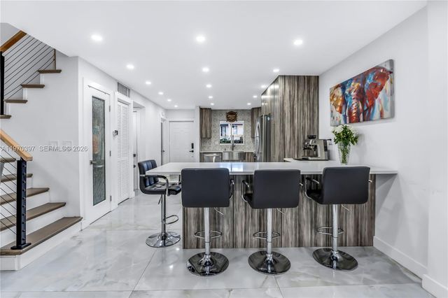 3321 Simms Street 13B, Hollywood, FL 33021