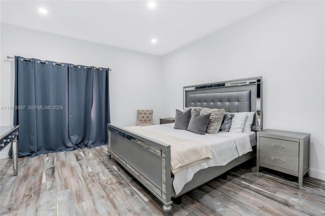 3321 Simms Street 13B, Hollywood, FL 33021