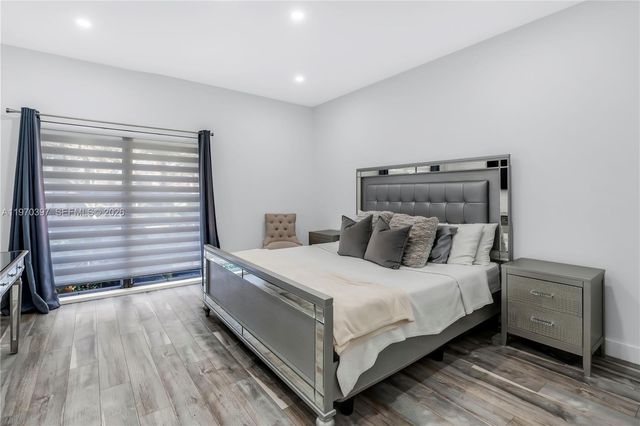 3321 Simms Street 13B, Hollywood, FL 33021