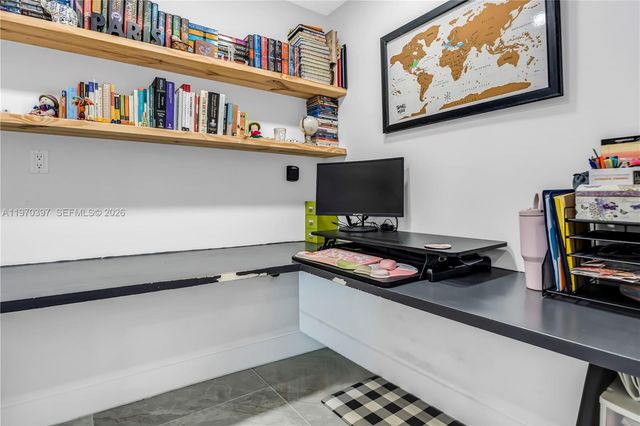 3321 Simms Street 13B, Hollywood, FL 33021
