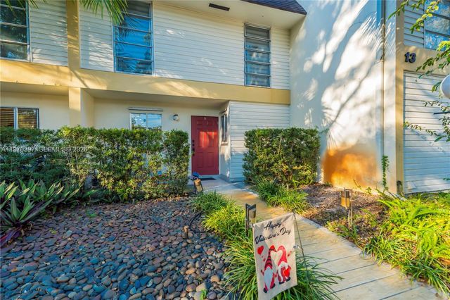3321 Simms Street 13B, Hollywood, FL 33021