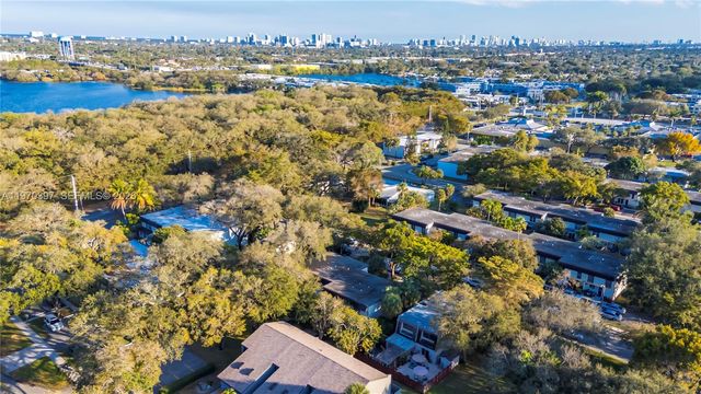 3321 Simms Street 13B, Hollywood, FL 33021