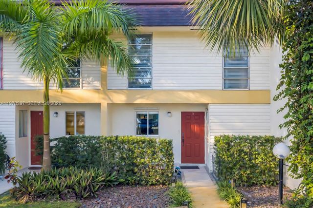 3321 Simms Street 13B, Hollywood, FL 33021