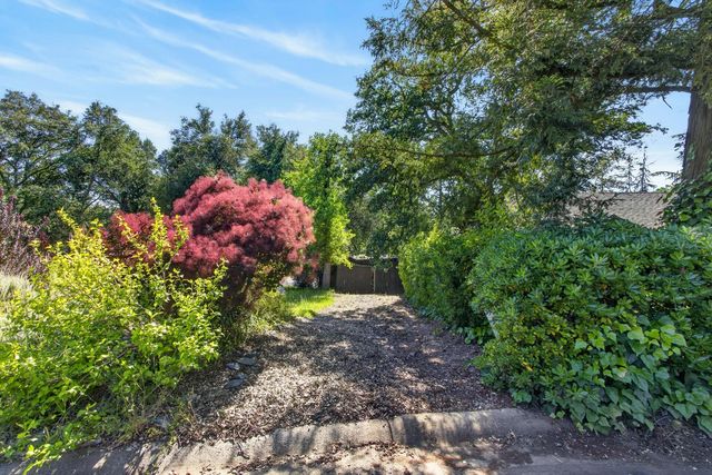 2608 Willowdale Dr, El Dorado Hills, CA 95762