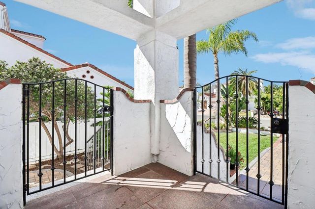 4923 Amador Drive, Oceanside, CA 92056