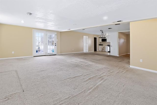 211 Rue Orleans Street, Baytown, TX 77520