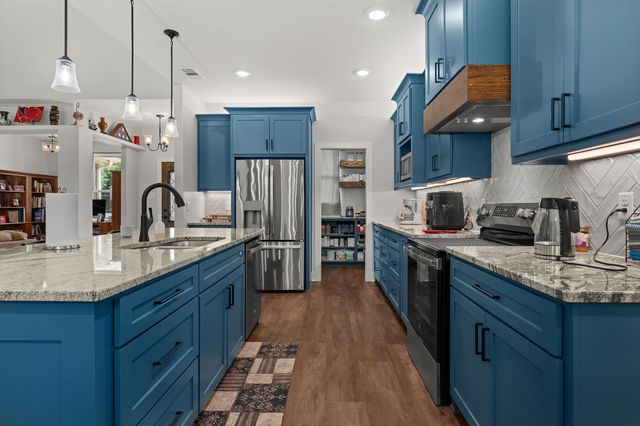 310 Molly Maye, Marshall, TX 75672