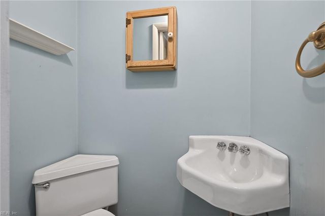 6162 Powhatan AVE, Norfolk, VA 23508