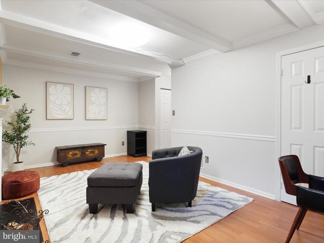 8534 ENOCHS DR, Lorton, VA 22079