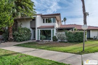2504 N Whitewater Club Drive F, Palm Springs, CA 92262