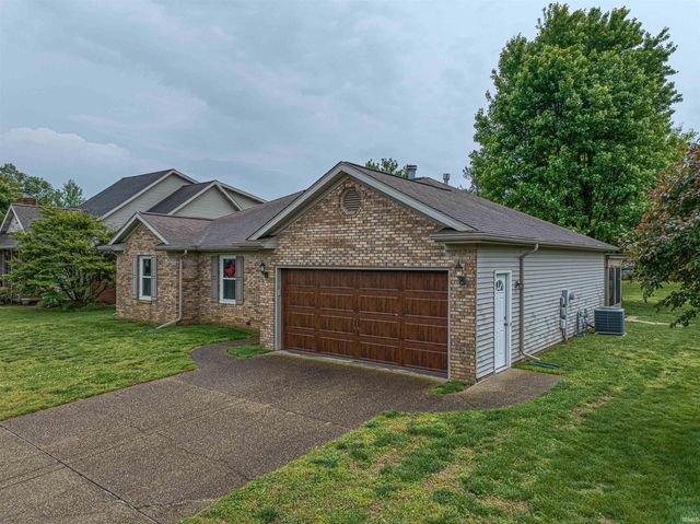 10555 Willow Creek Road, Newburgh, IN 47630