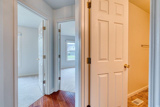 10555 Willow Creek Road, Newburgh, IN 47630