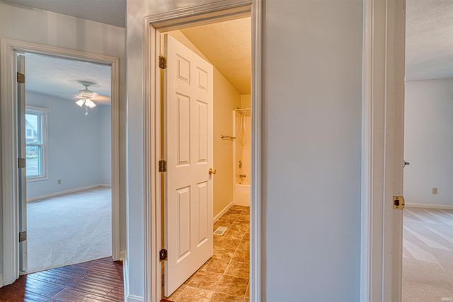 10555 Willow Creek Road, Newburgh, IN 47630