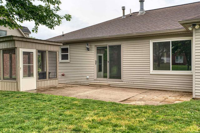 10555 Willow Creek Road, Newburgh, IN 47630