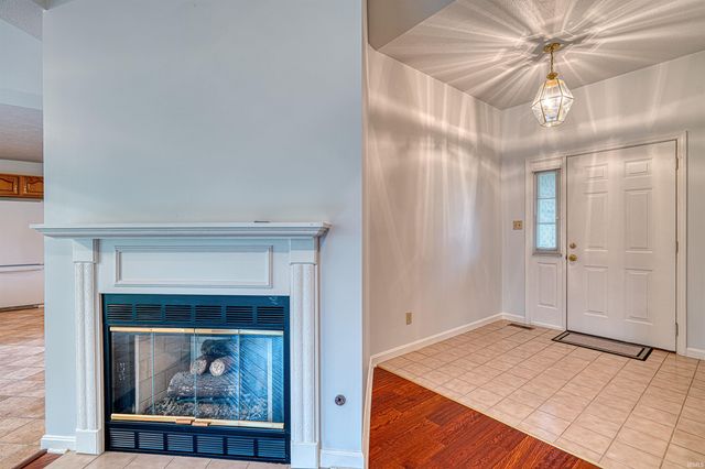 10555 Willow Creek Road, Newburgh, IN 47630