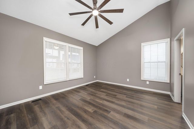 5021 Barkstone Drive, Grove City, OH 43123