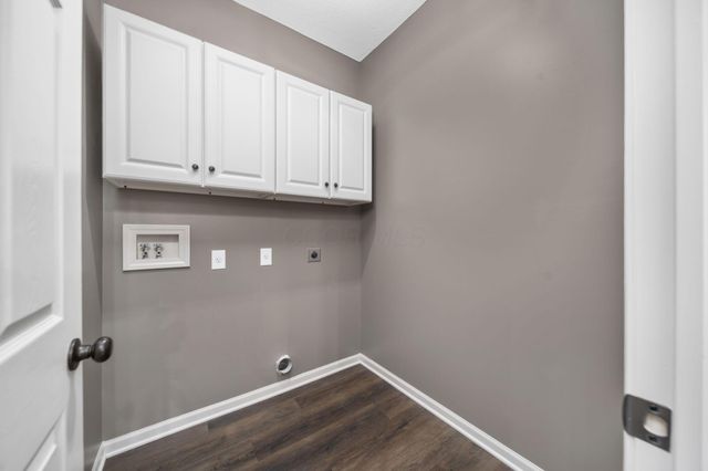 5021 Barkstone Drive, Grove City, OH 43123