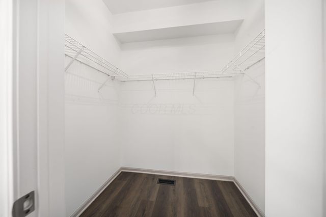 5021 Barkstone Drive, Grove City, OH 43123