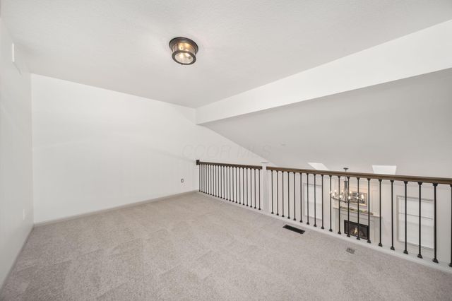 5021 Barkstone Drive, Grove City, OH 43123