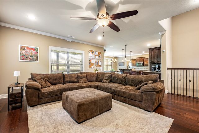 12286 Greenstone Drive, Bentonville, AR 72712